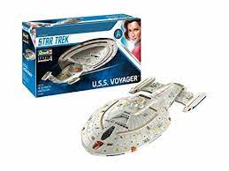 STAR TREK  U.S.S. VOYAGER 51CM. 1/670